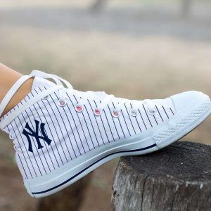 New2BYork2BYankees2BBaseball2BFan2BHigh2BTop2BShoes2BConverse2BStyle2BHigh2BTop2BSneakers pUklY