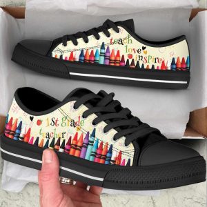 personalized custom class teach love inspire crayon pattern low top shoes for teacher 1